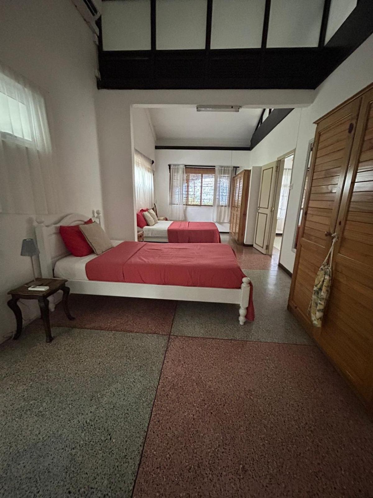 Villa Karel Mauritius Beach House Riambel Exterior foto